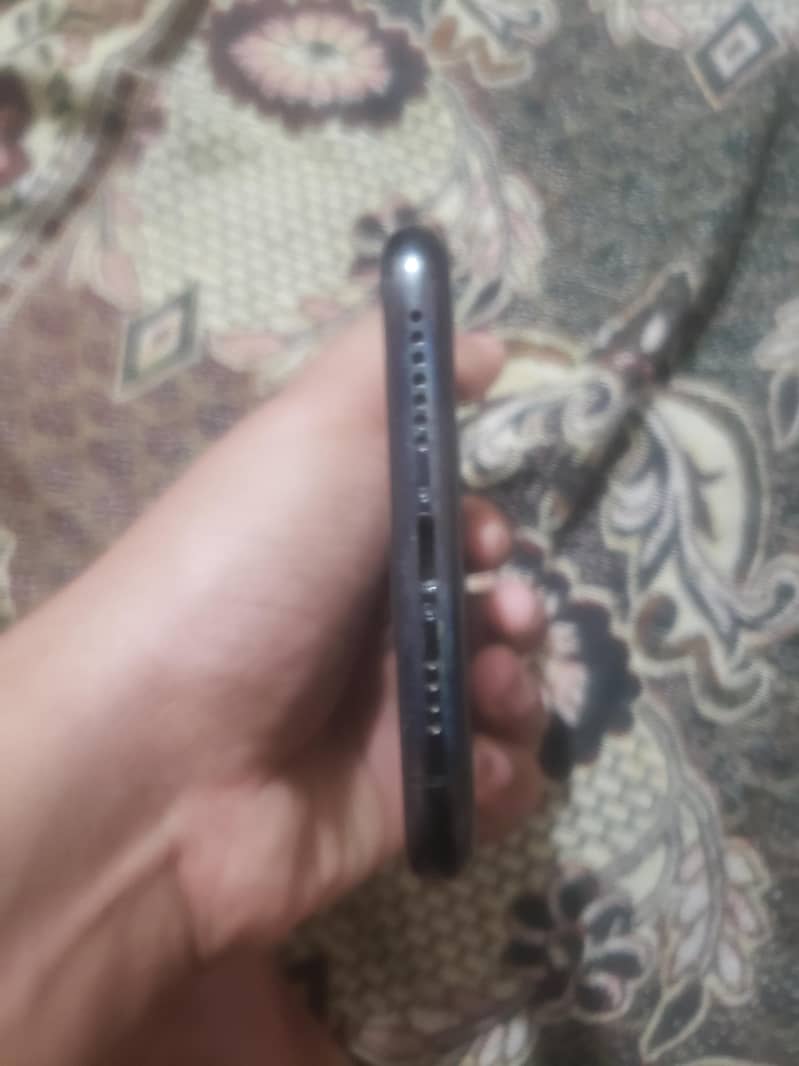 iphone 11 pro max 5