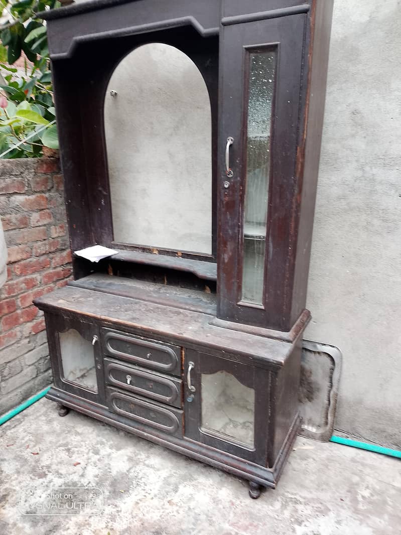 dressing table 0