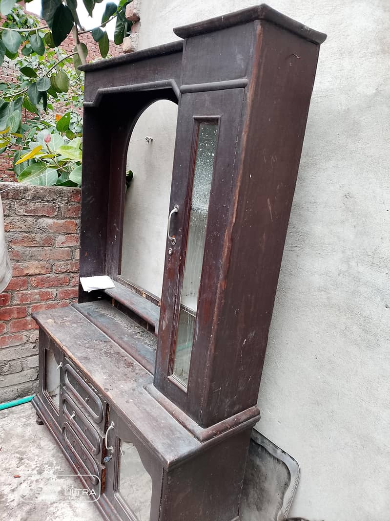 dressing table 2