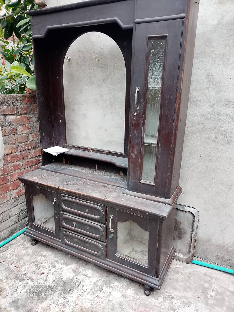 dressing table 4