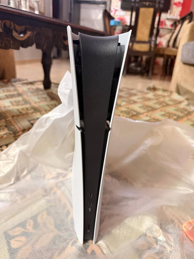 Ps5 Slim Digital without box 2