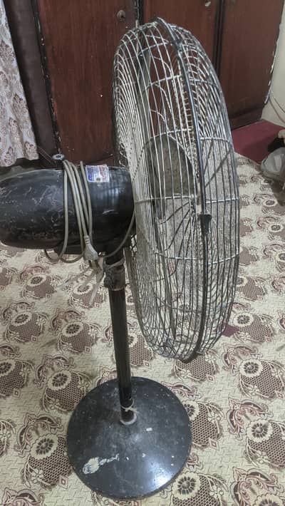 Very Air and Fast Fan for sale