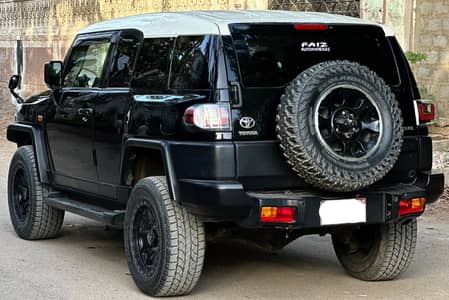 Toyota FJ cruiser 2016 model
