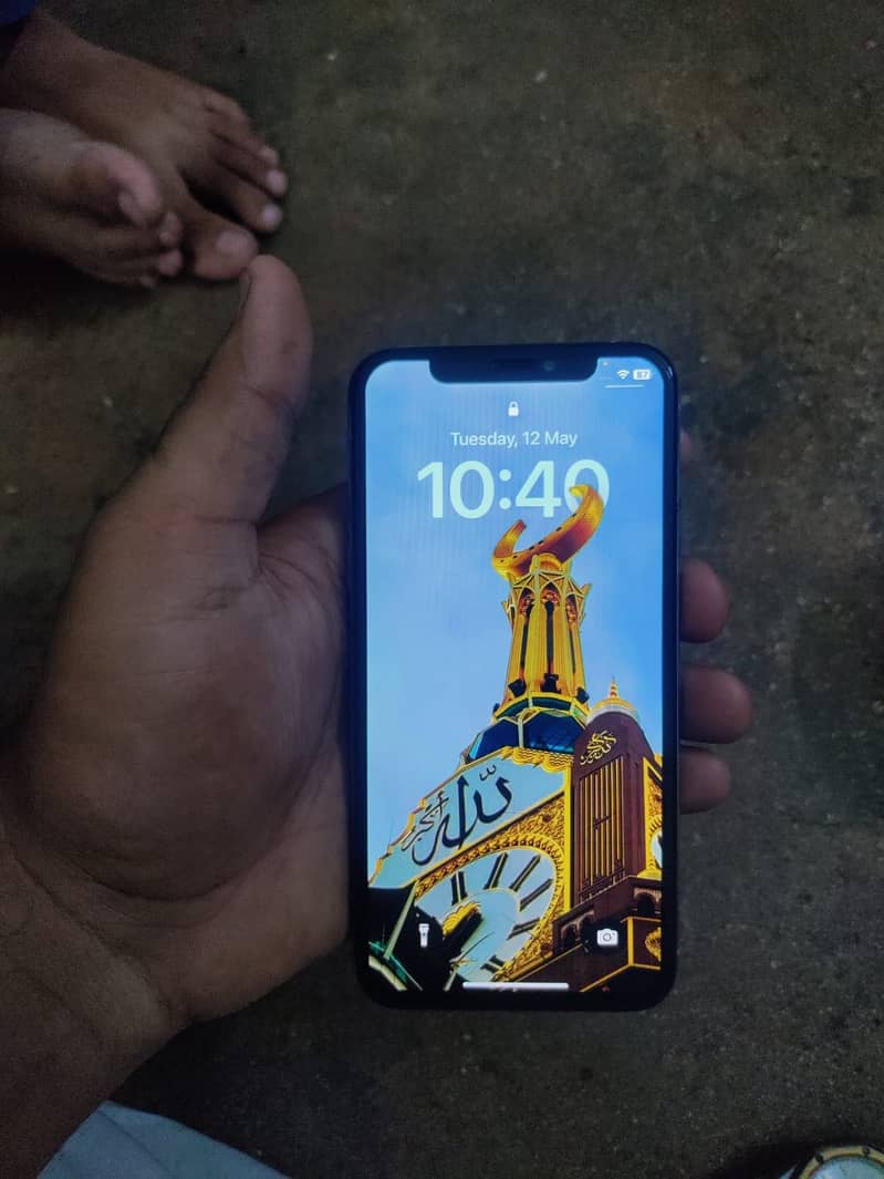 Iphone xs 4