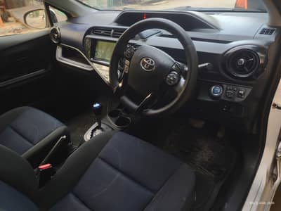 Toyota Aqua 2015