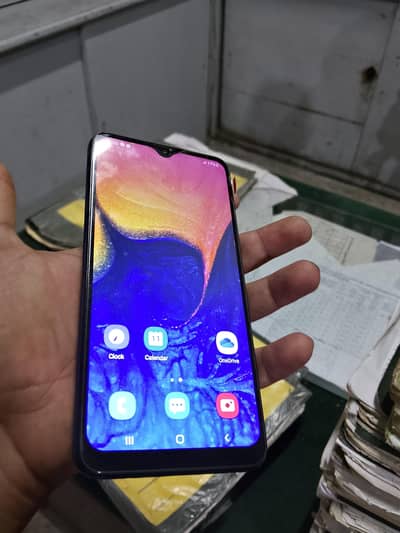 SAMSUNG A10 2 GB 32 GB ALL. OK. PTA OFFICIAL