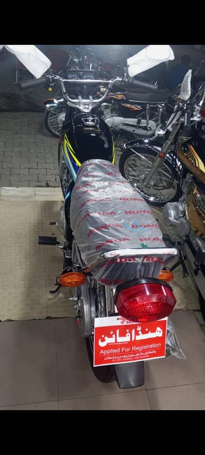 03077300977 Honda 126