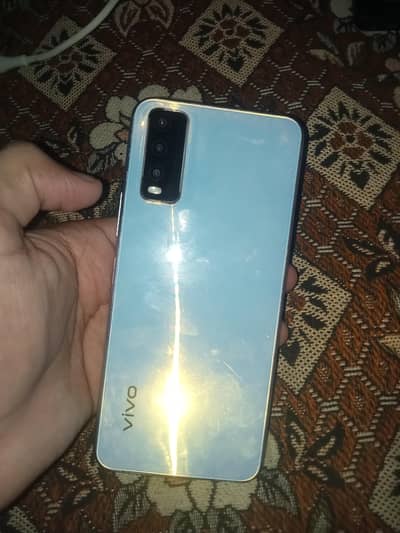 Vivo Y20 with box