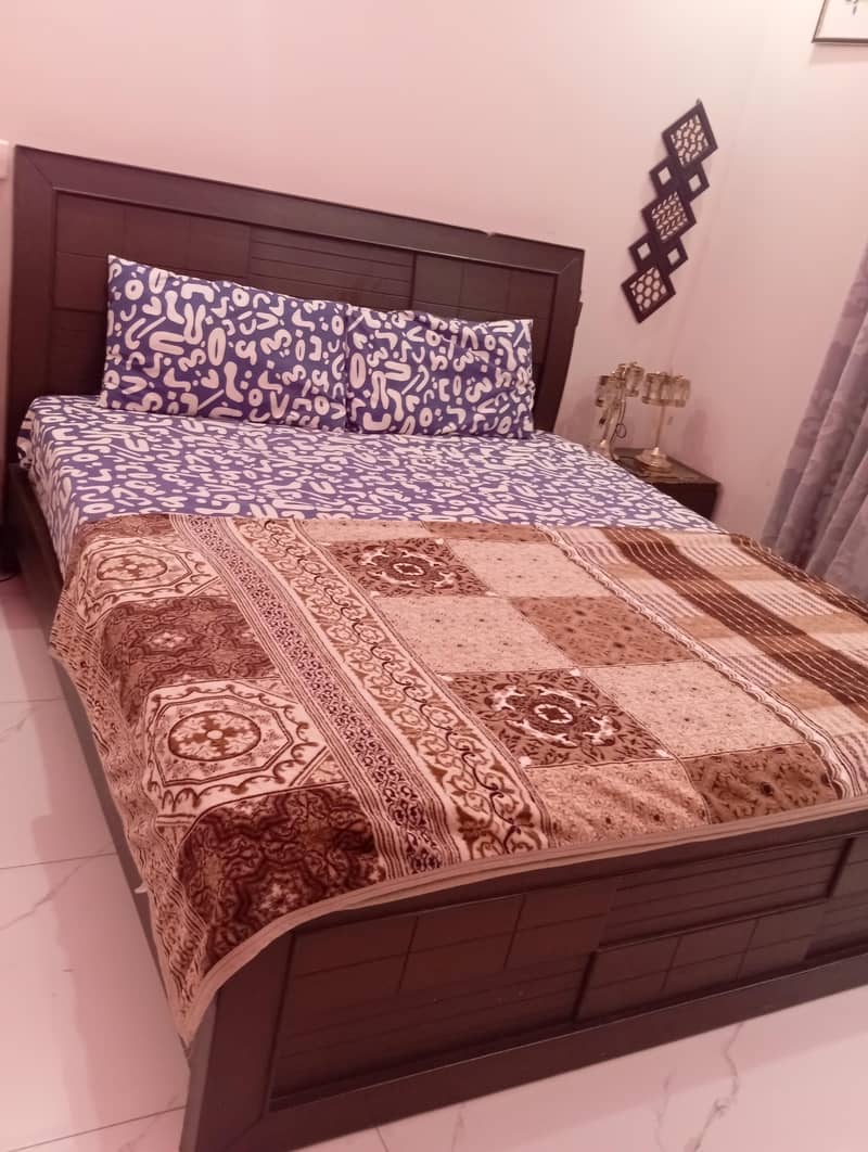 bed set with dressing table 2