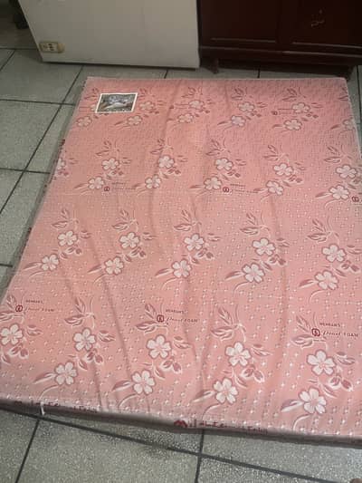 Matteress Double Bed Size 6.5 by 5.5 foot