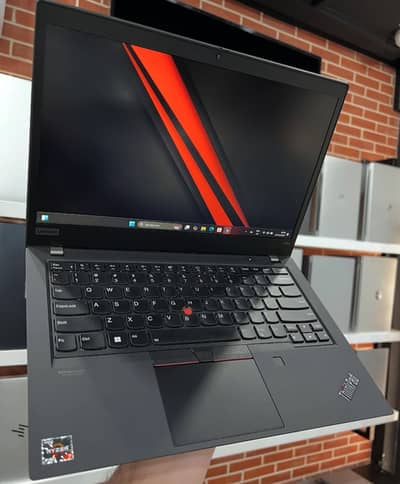 Lenovo Thinkpad P14s Ryzen 5 Pro 5650U 16\256GB  4 Gb dedicated graphi