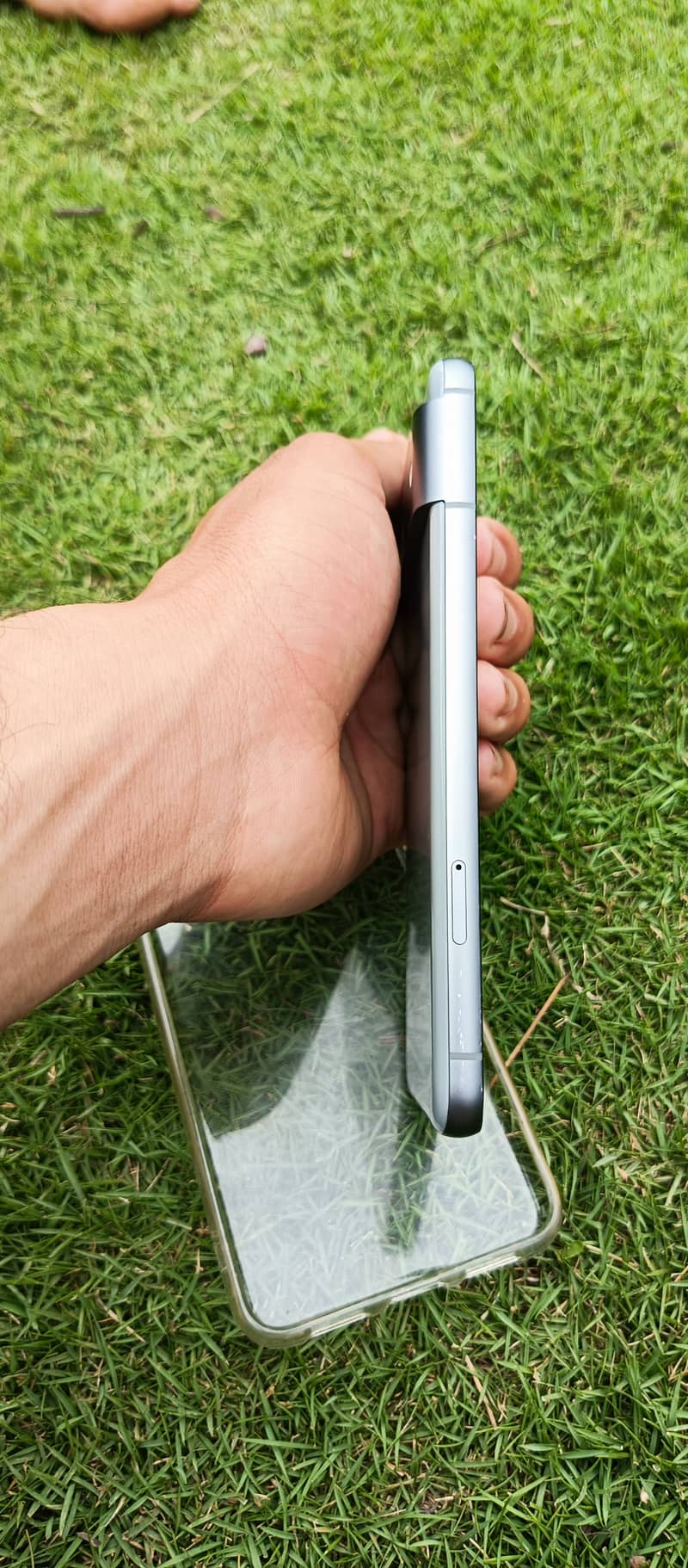 Google Pixel 8 6