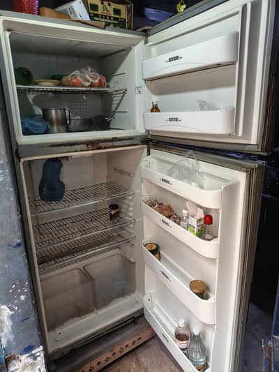 Dawlance Large Fridge