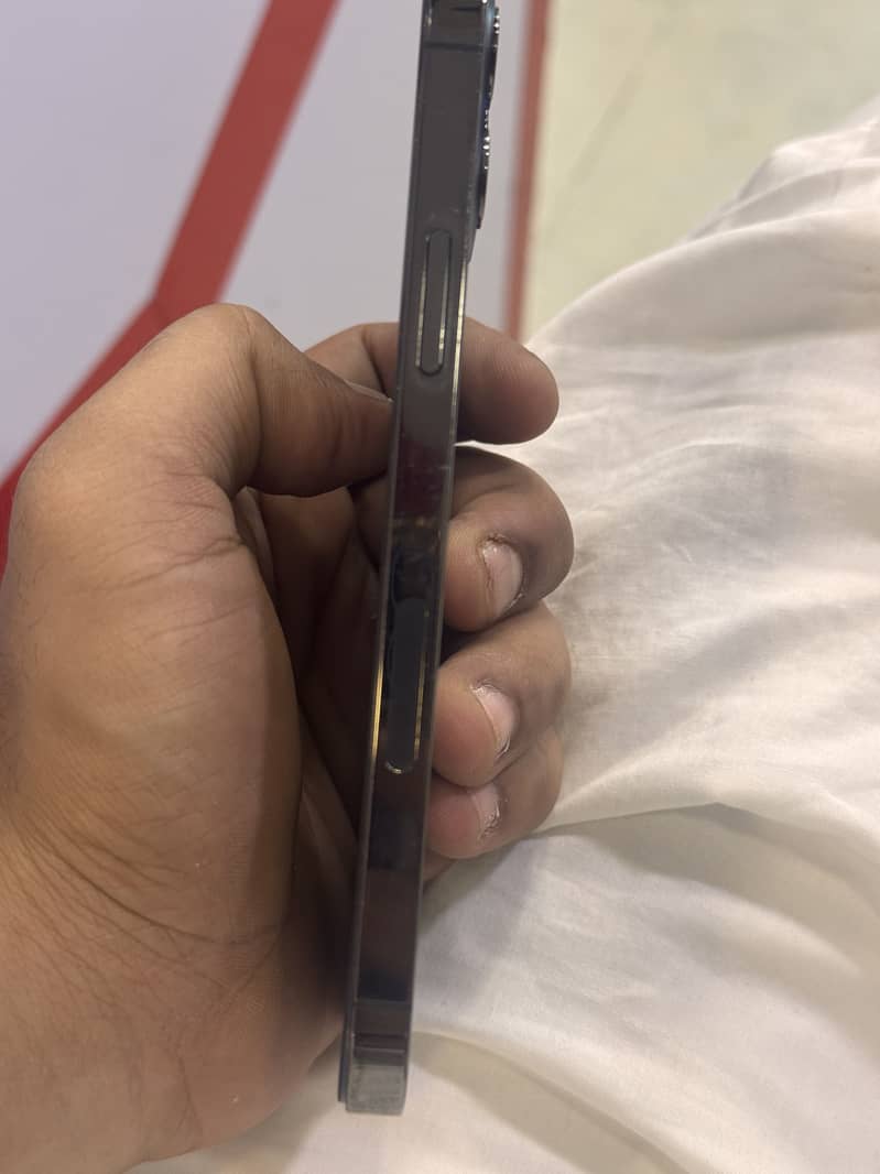 Iphone 12 pro 2