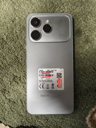 Tecno Spark 40 + Box + Charger