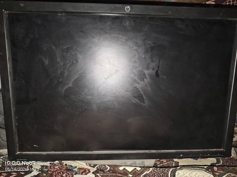 pc 24inc lcd 3