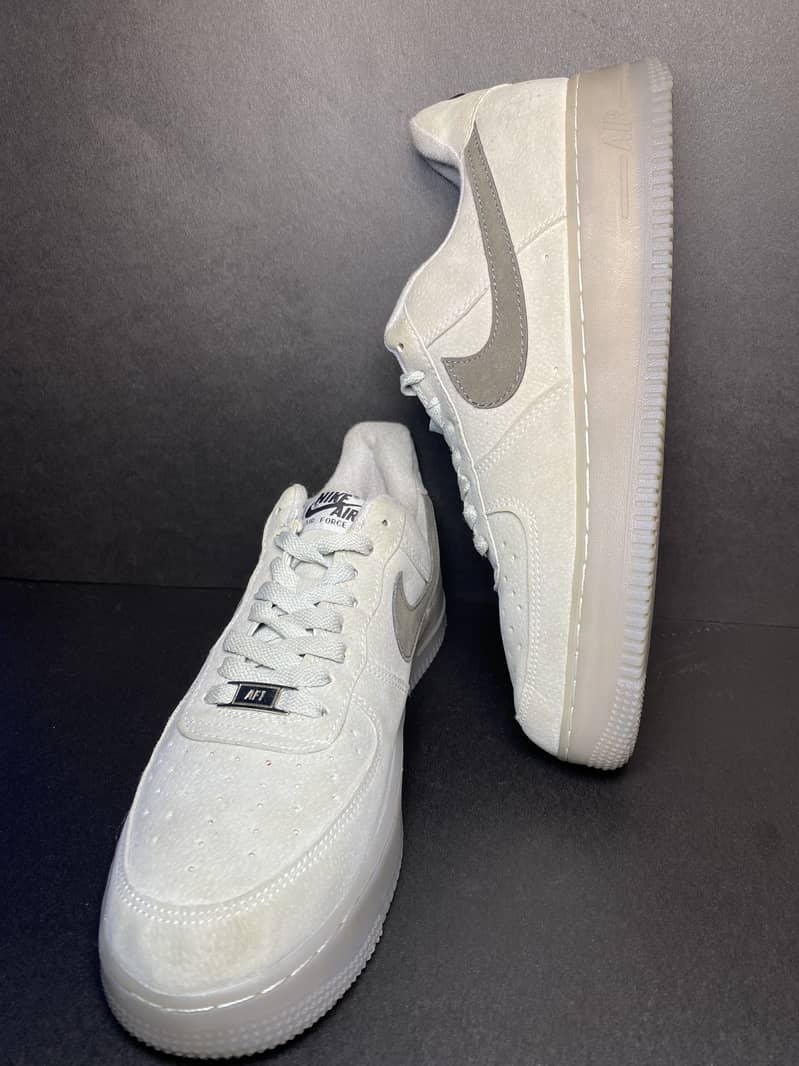 AIR FORCE 1