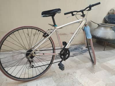 PRECISION HYBRID BICYCLE