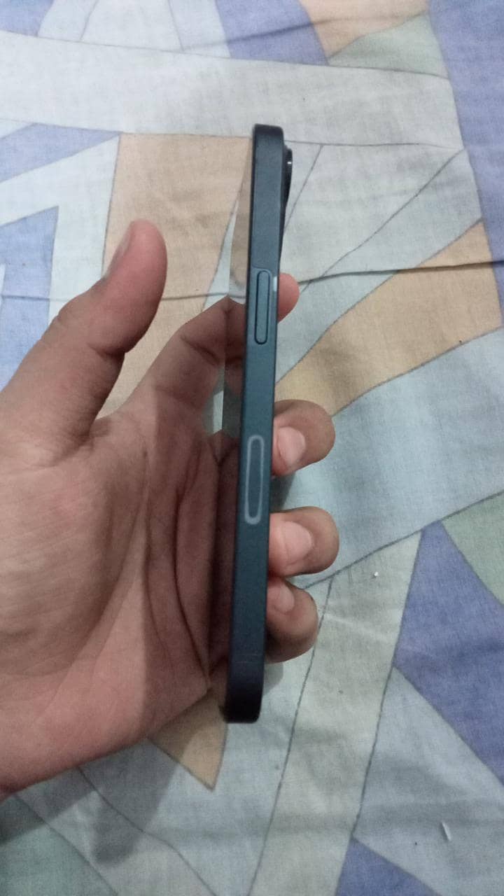 iphone 13 4