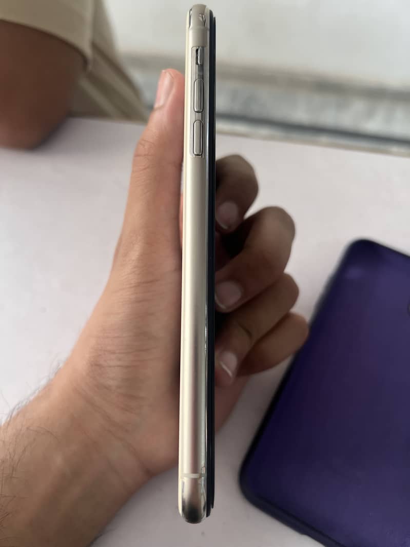 Iphone 11 pro max 0