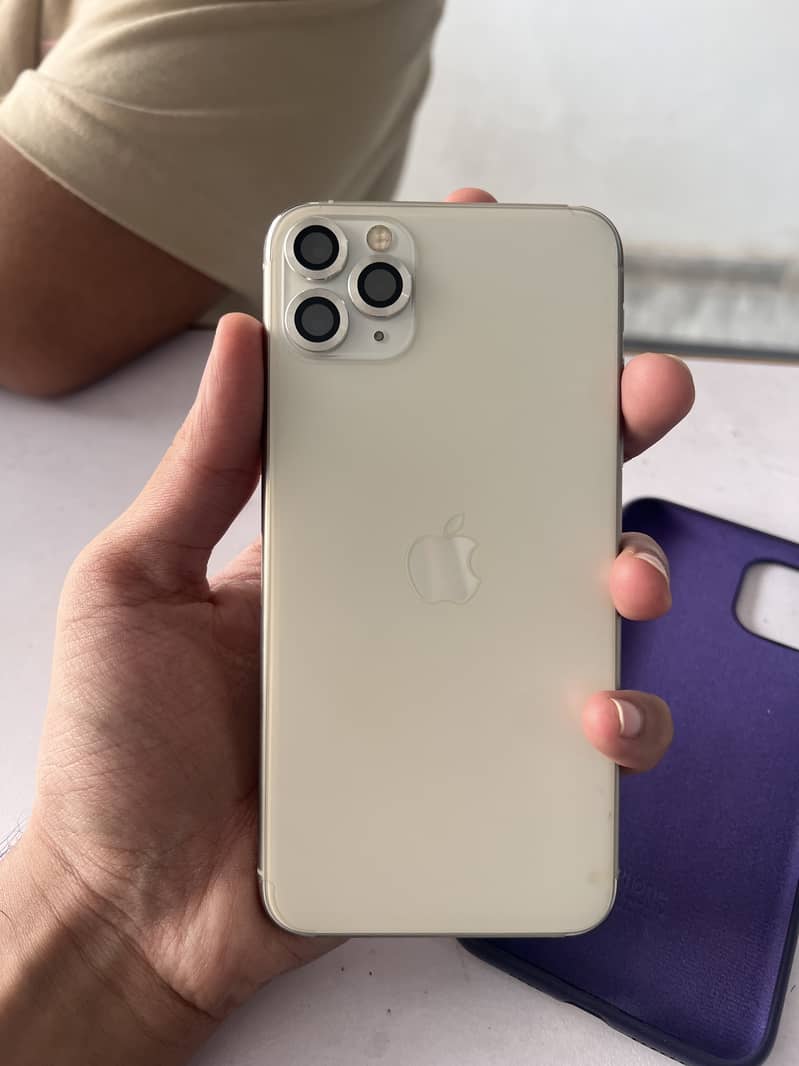Iphone 11 pro max 3