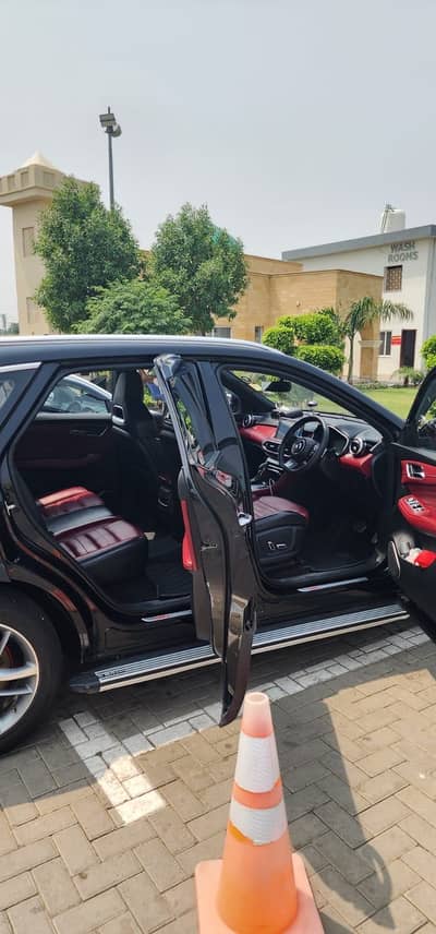 MG HS BLACK ISLAMABAD REGISTERED NEW CONDITION