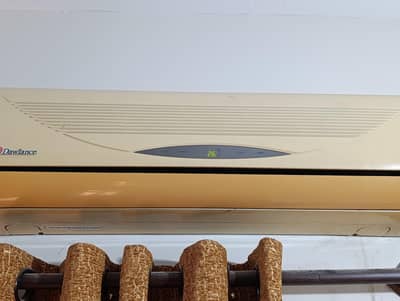 Split AC 1 Ton