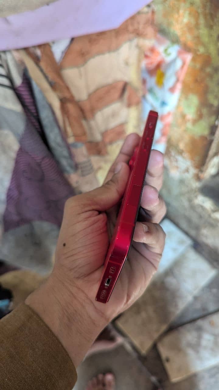 iPhone 14 10