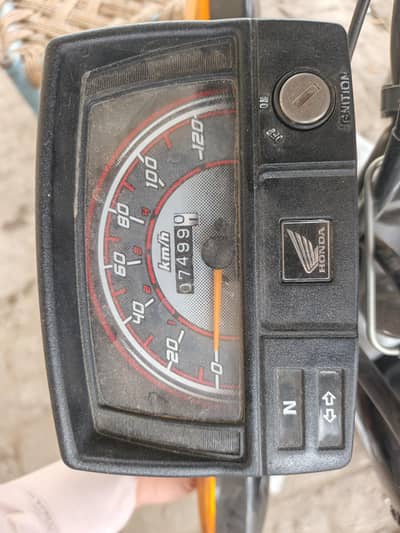 Honda CD 70 Black 25 Model