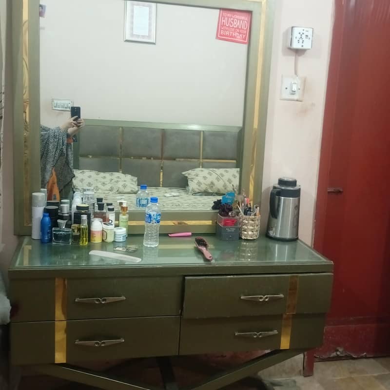 bed room set 0
