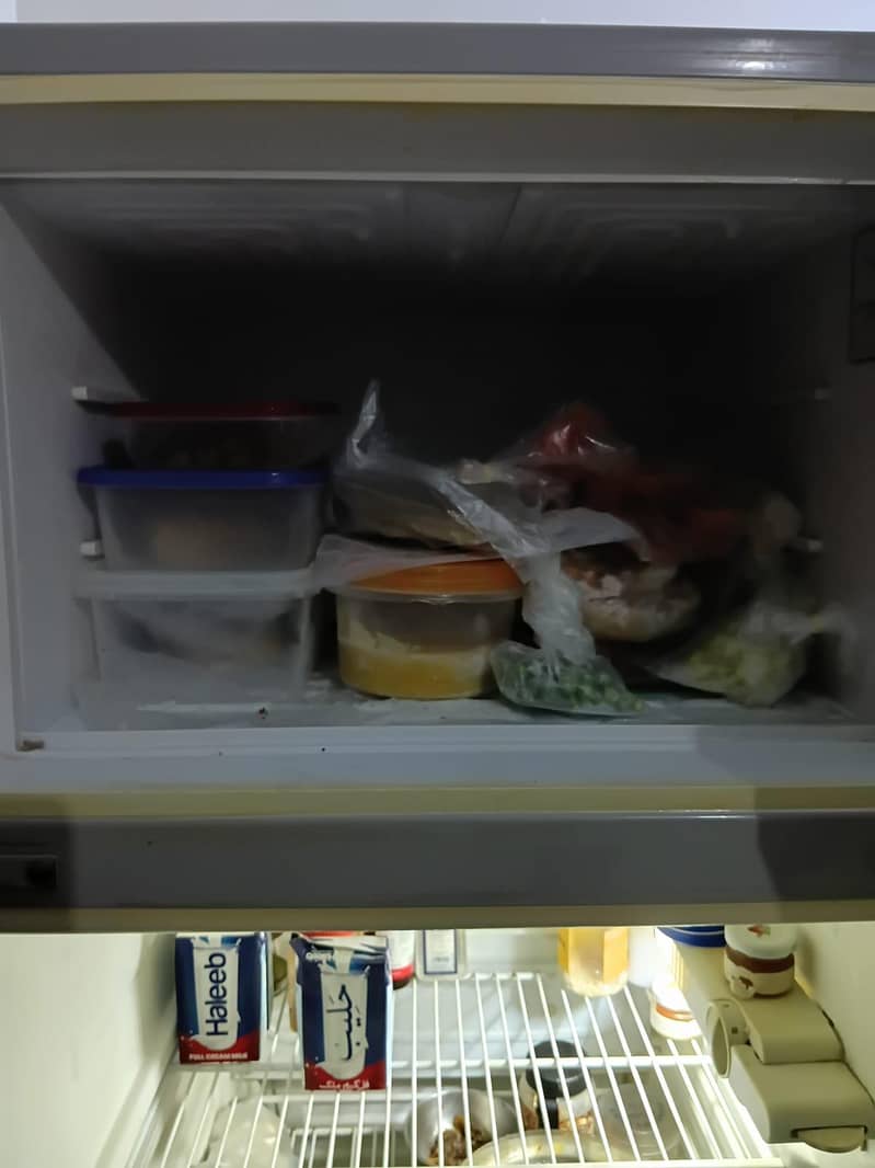 dawlance fridge 3