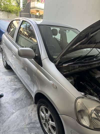 Toyota vitz 2004/07 for sale