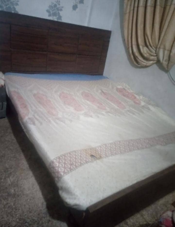 bed. . 1