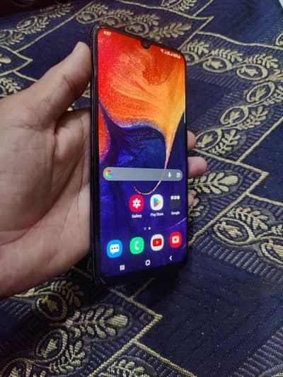 samsung A50 4/128 amoled disply dual sim 03217683721 watsap