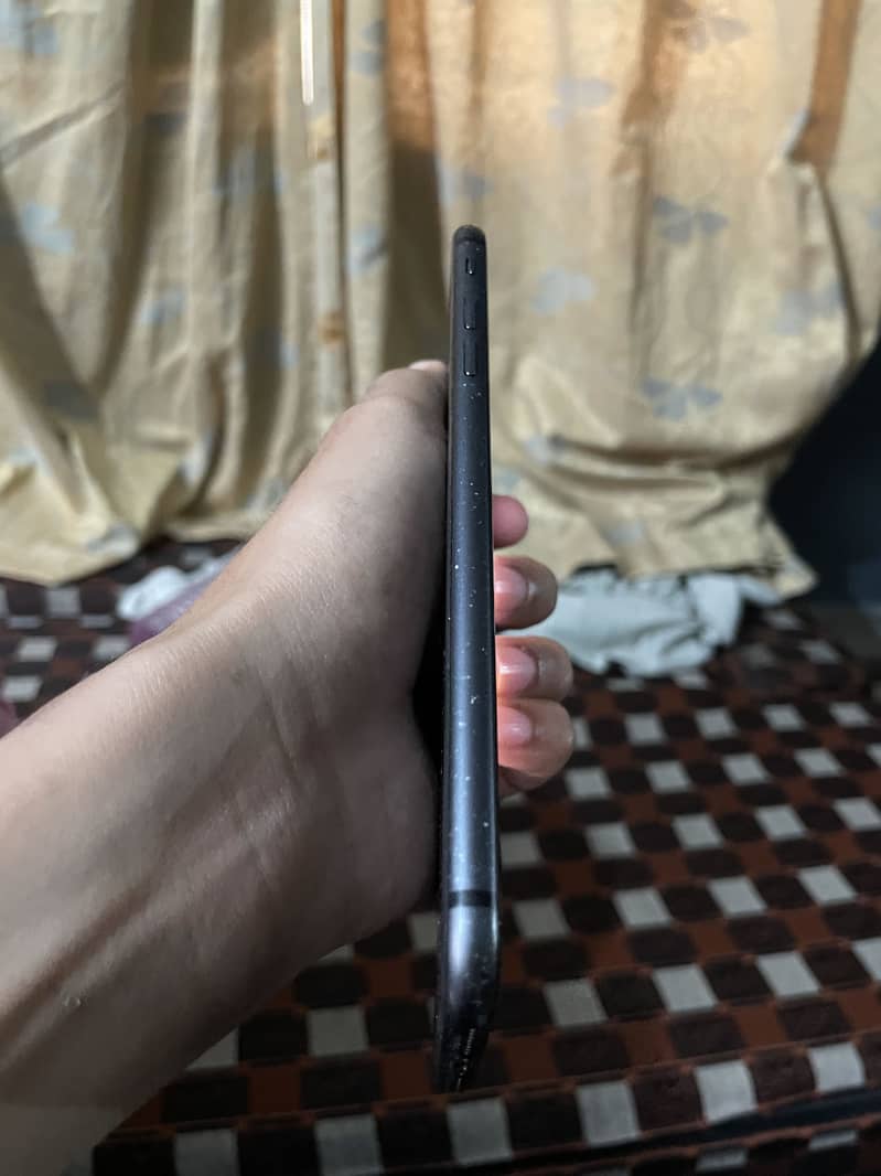 iPhone 3