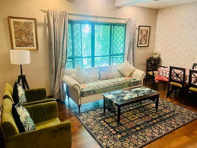 23 Marla Liveable House For Sale