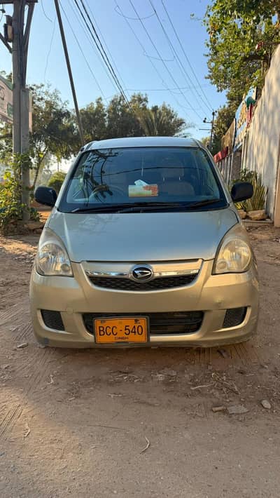 Daihatsu Mira 2011
