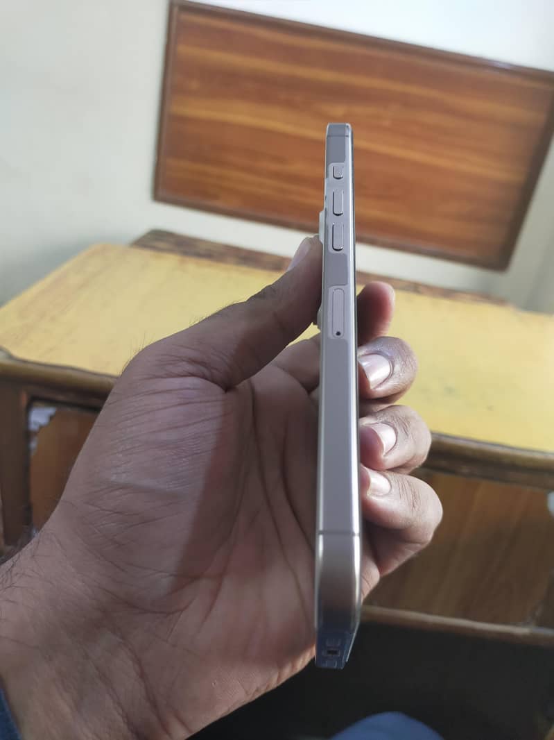 Iphone 16 pro max 2