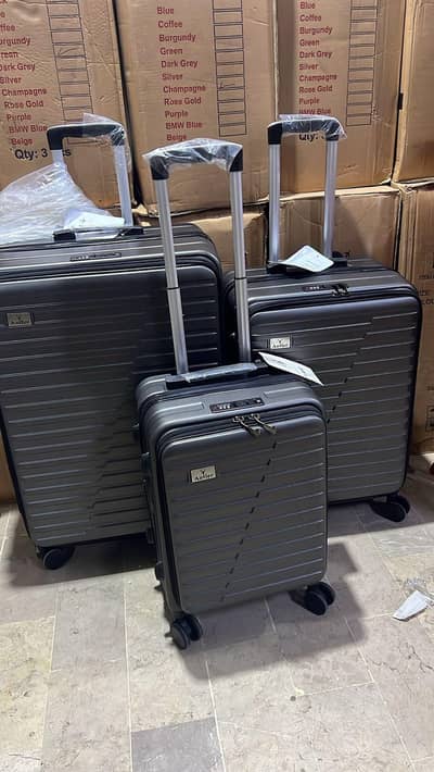 imported Luggage - non breakable luggage - Wholesale prices