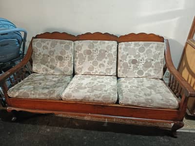 Sofa set in premium quality