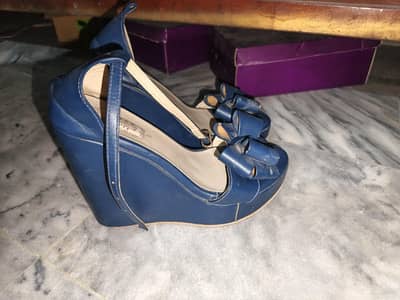 high heel sandals
