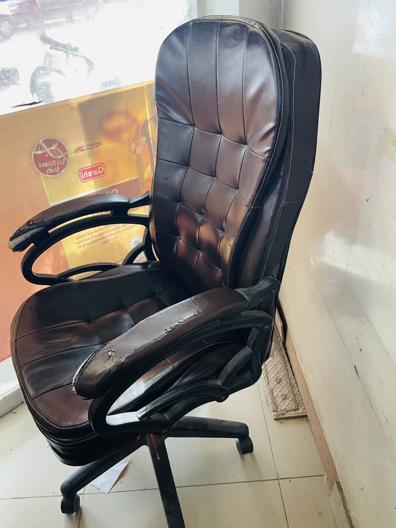 Chair 0