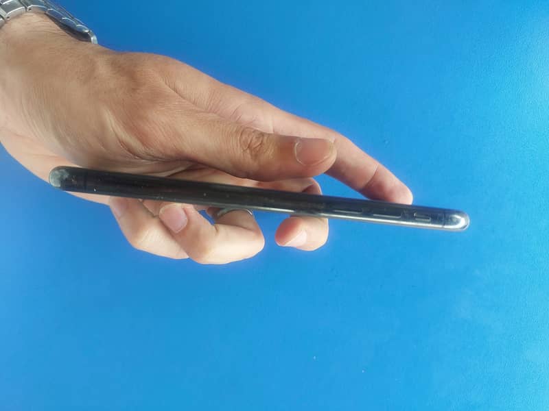 Apple iPhone X 2