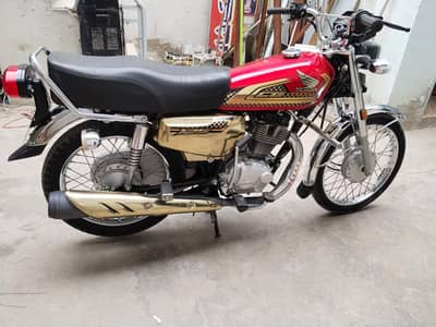 Honda 125 golden special edition