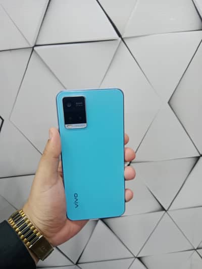 Vivo y33s 8 ×2 128 condition 10 phone all ok