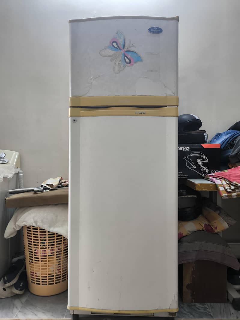 Dawlance fridge 0