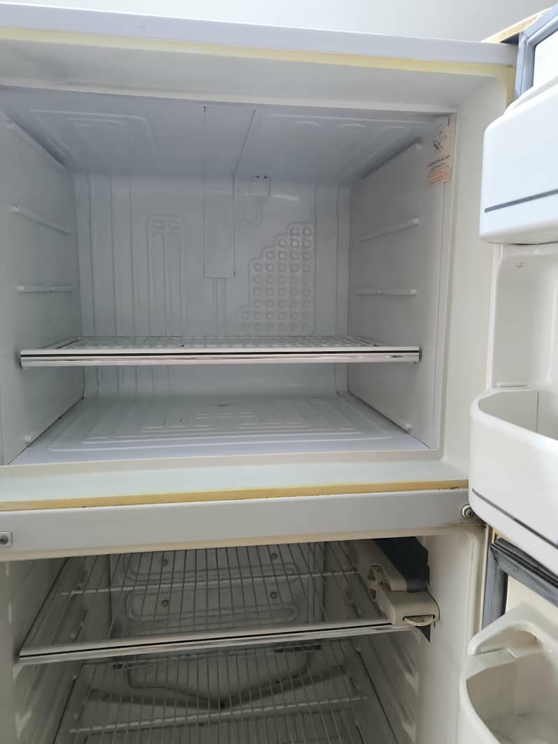 Dawlance fridge 1