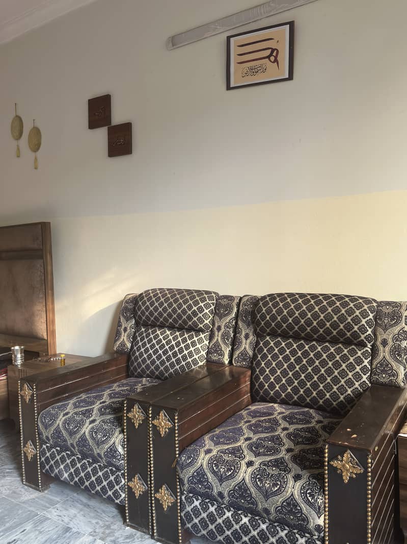 5 seater sofas 4