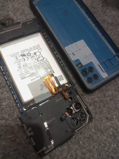 Samsung a12 complete Saman hai