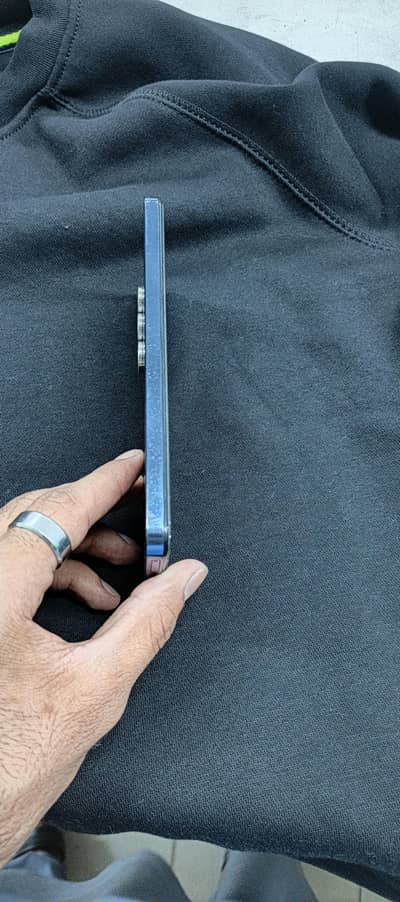 vivo y100